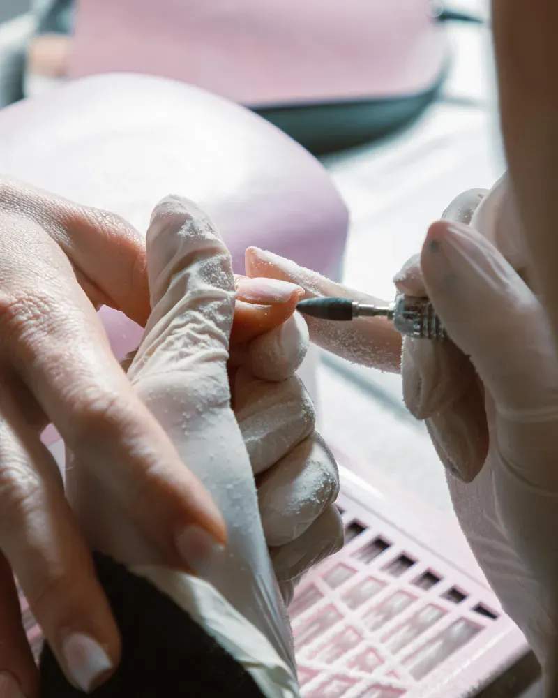 Nail extensions and sculpting